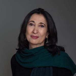 Meet your Posher, Emanuela